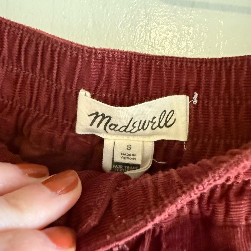 Madewell Curvy Tapered Huston Pull-On Crop Pants in Corduroy - Picture 7 of 9
